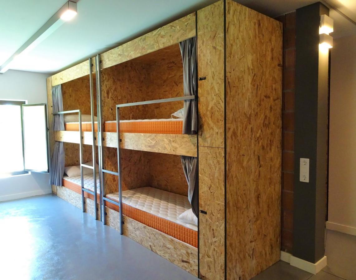 Albergue Santiago 15 Monforte Monforte De Lemos Eksteriør billede