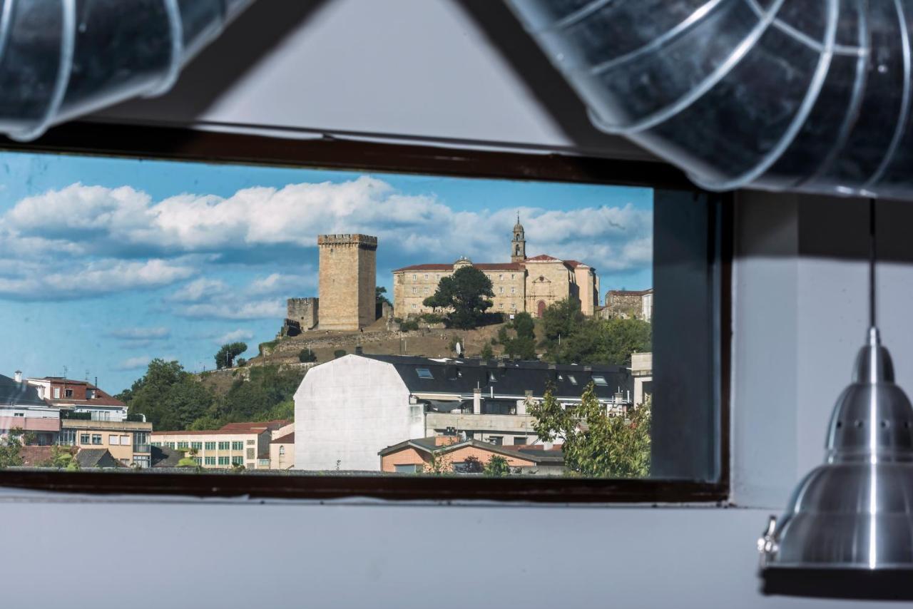 Albergue Santiago 15 Monforte Monforte De Lemos Eksteriør billede