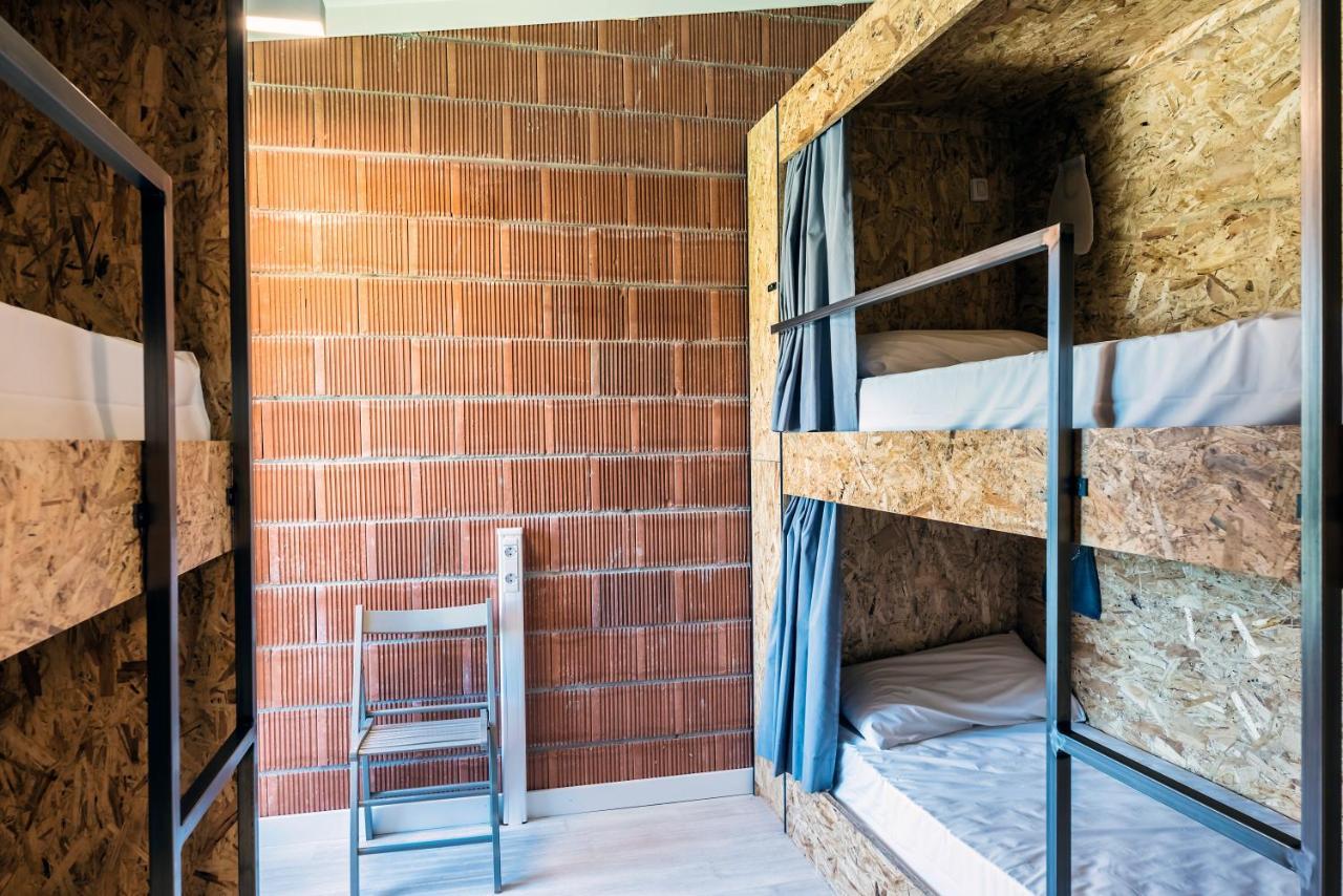 Albergue Santiago 15 Monforte Monforte De Lemos Eksteriør billede